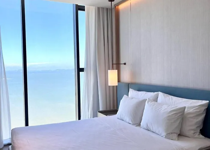 A La Carte Bay View 2pn Apartment *